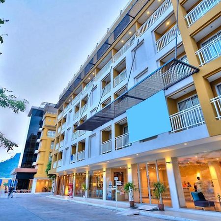 Ashlee Plaza Patong Hotel & Spa Buitenkant foto